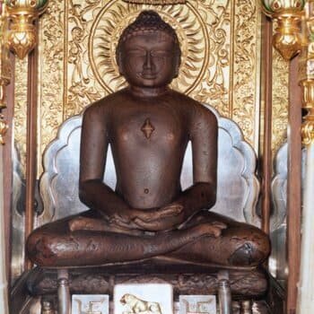 The Meaning Behind “All Breathing, Existing, Living, Sentient Creatures Should Not Be Slain” – Mahavira on Nonviolence and Respect for Life